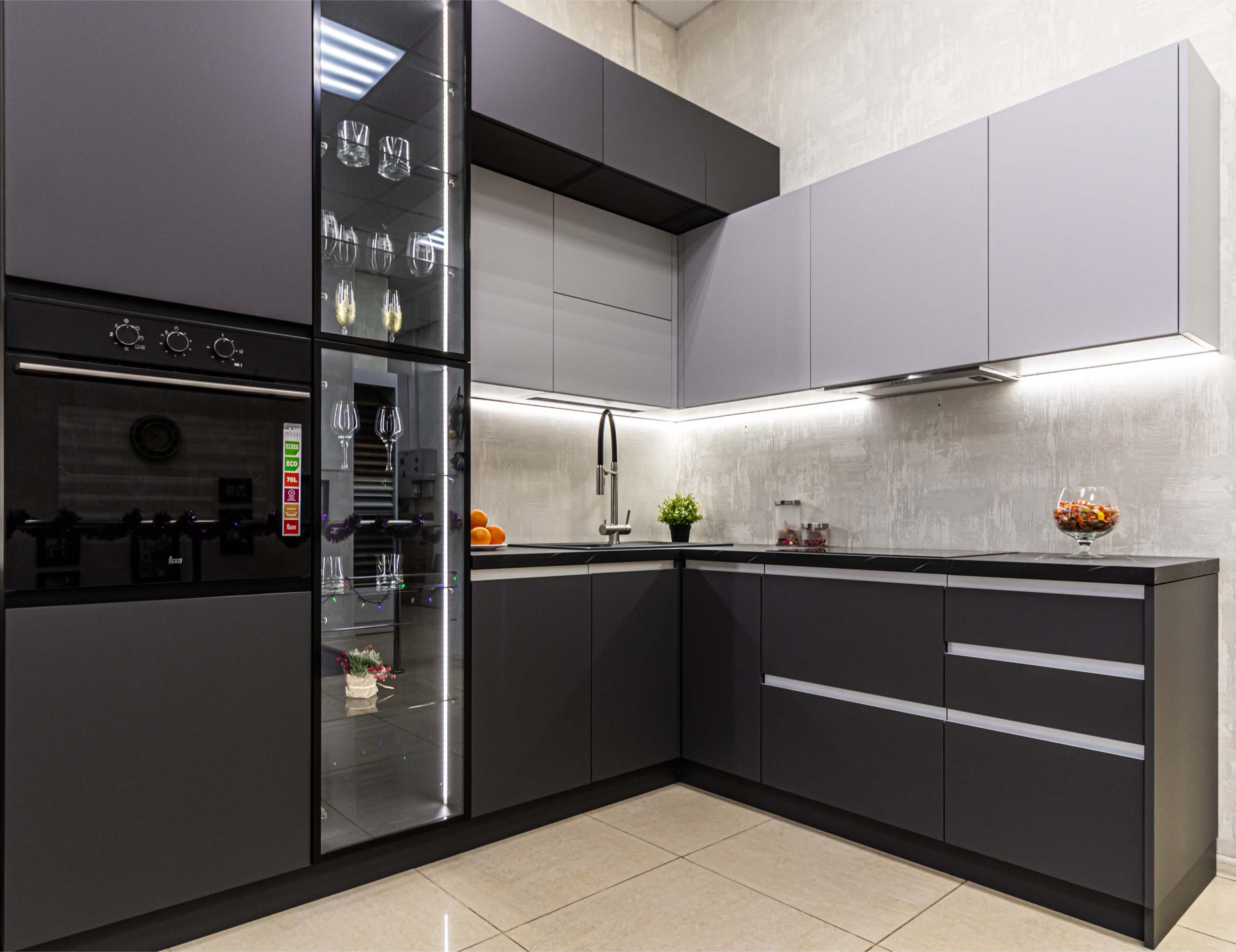 Кухня с витриной Грифель Пепельный