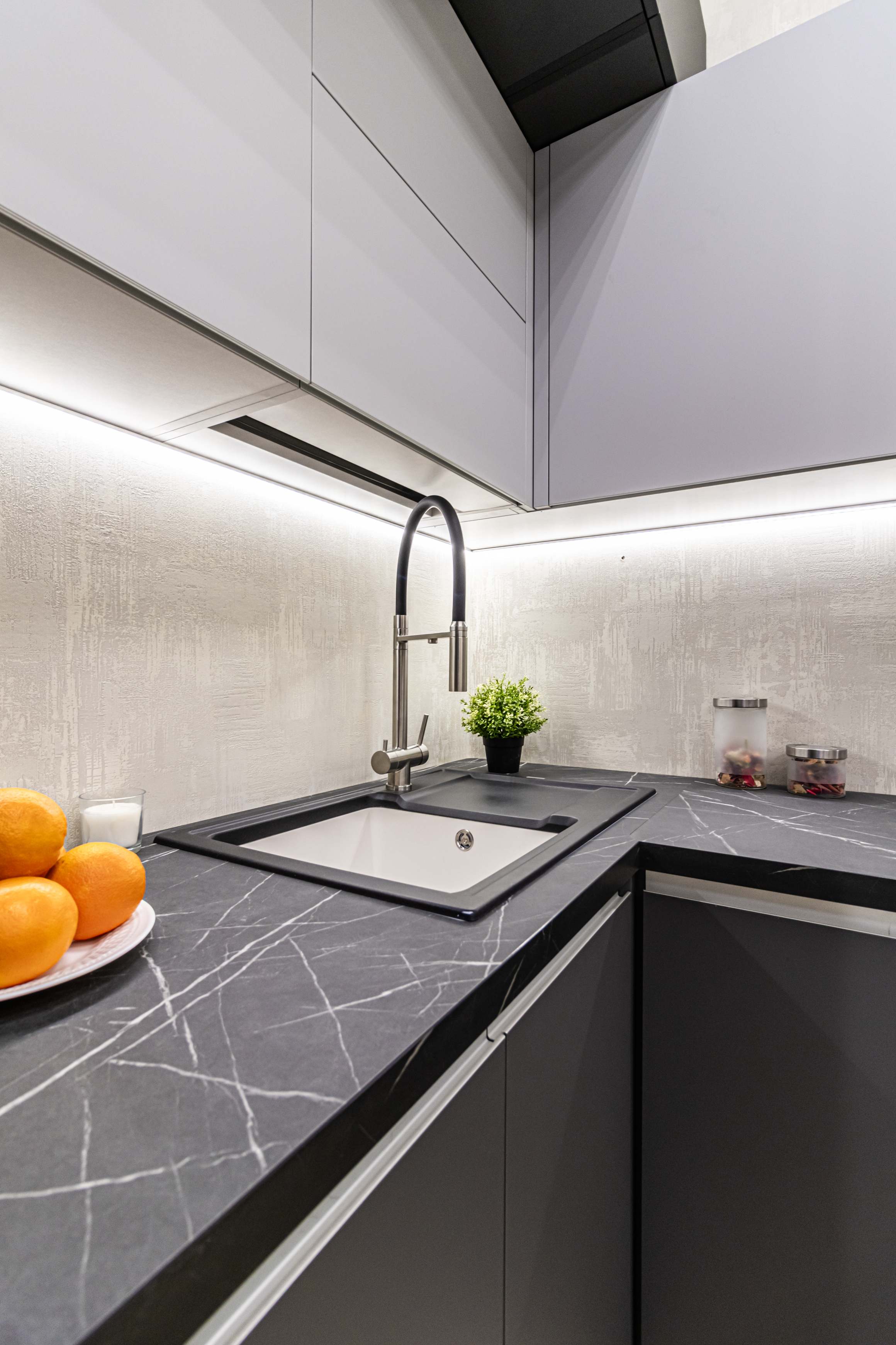 Кухня с витриной Грифель Пепельный