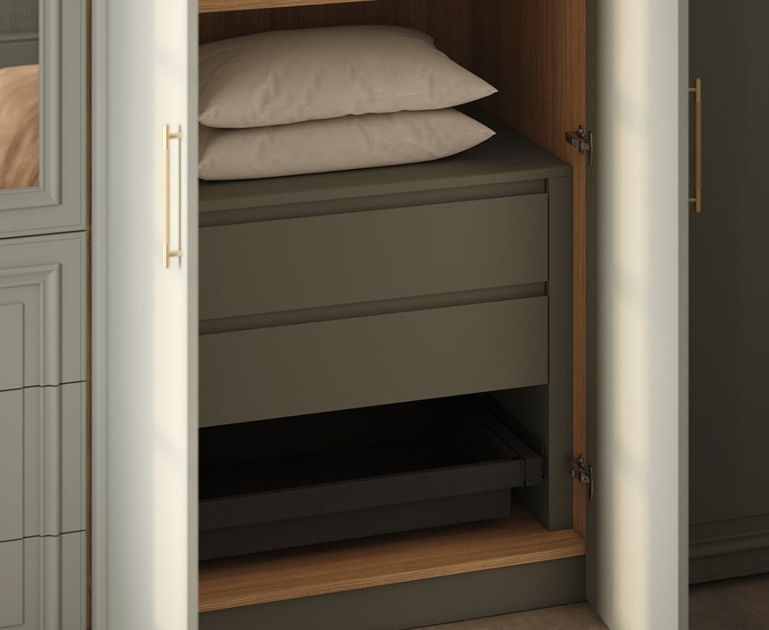 ГАРДЕРОБНЫЙ ШКАФ 19